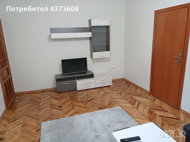 Собственик Продава Двустаен в Супер Центъра, ул. ”Александровска” N:115Б, снимка 5 - Апартаменти - 53921489