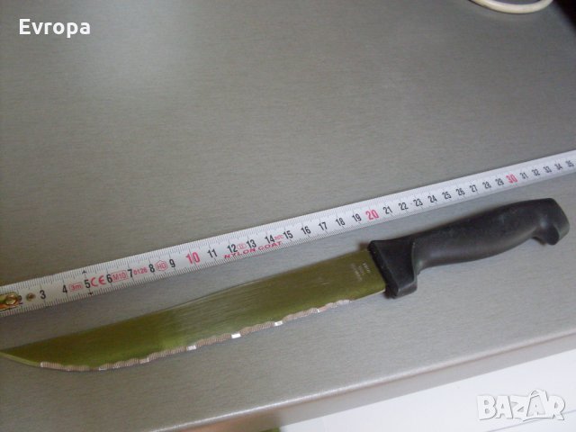 Кухненски нож, произведен в Япония..