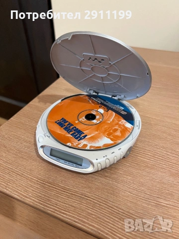 CD плеър Sony Walkman с подарък, снимка 8 - Други - 54267534