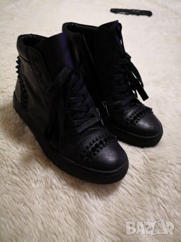 Черни обувки кецове естествена кожа