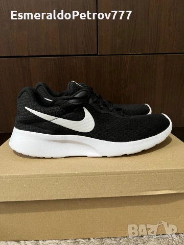 Мъжки обувки Nike Tanjun