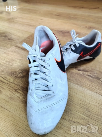 Детски футболни бутонки Nike, бутонки 38.5 номер, снимка 5 - Футбол - 52178764