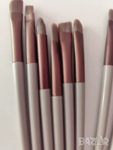 Четки за грим комплект от 13 бр., снимка 2 - Други - 48586402