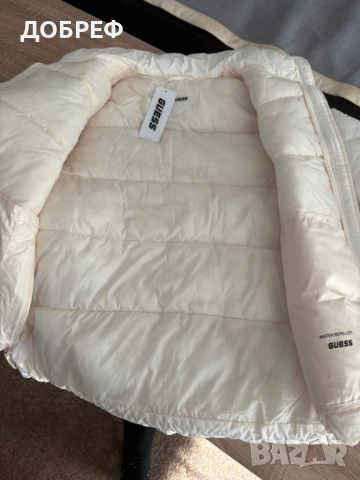 Ново дамско яке GUESS, снимка 7 - Якета - 48394974