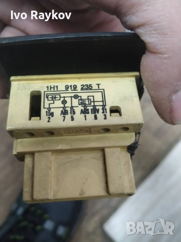 Бутон Airbag ABS , VW Golf Mk3 III , 1H1919235T , снимка 4 - Части - 52754016