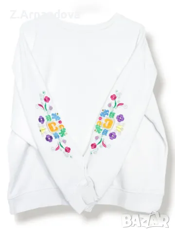 блуза с бродирана шевица