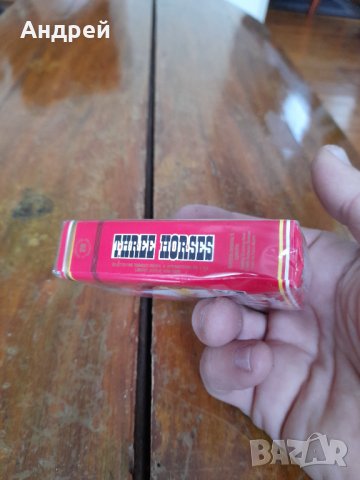 Стар пакет Three Horses, снимка 3 - Други ценни предмети - 39039569