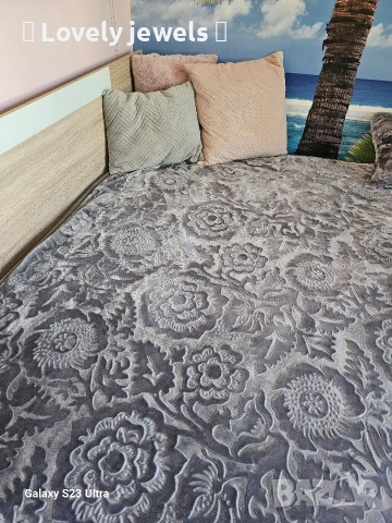 Много пухкава завивка шалте