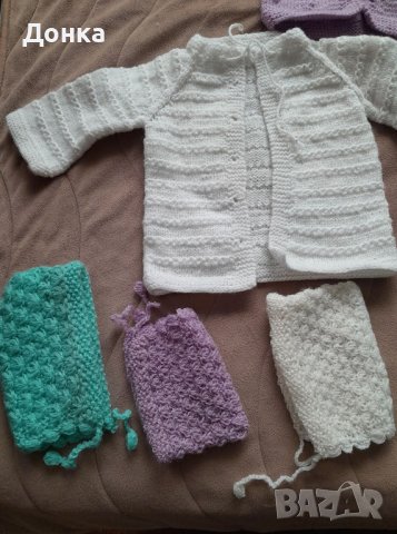 Ръчно плетени дрешки за новородено, снимка 5 - Комплекти за бебе - 36646430