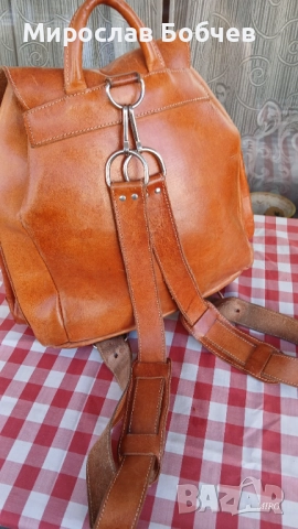 Дизайнерска раница от естествена кожа, снимка 3 - Раници - 52624256