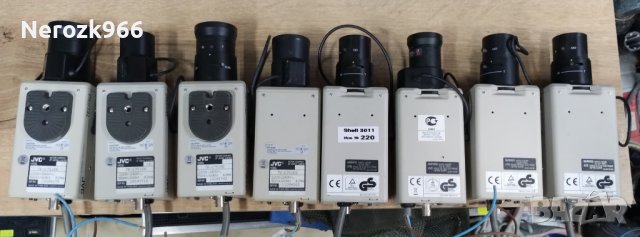 8 броя камери JVC TK-C751EG