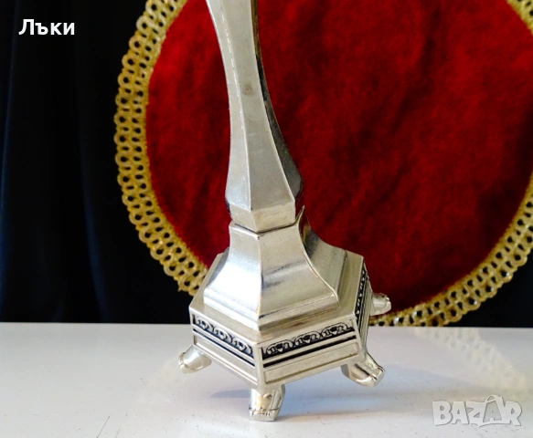 Посребрен еврейски свещник,менора,ханукия. , снимка 3 - Антикварни и старинни предмети - 54281735