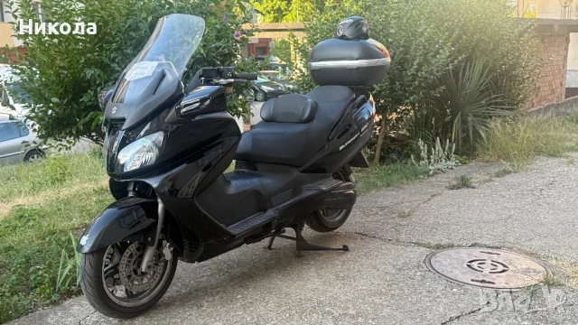Suzuki Burgman 650 