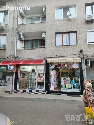 Продавам Търговски Помещения в гр.Поморие