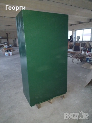 Метална каса, снимка 9 - Сейфове и каси - 53269559