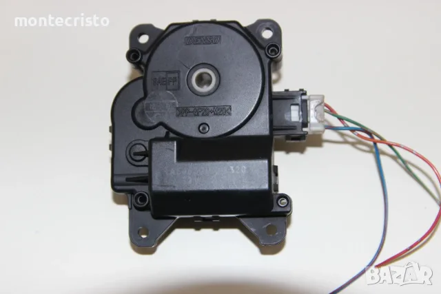 АЕ063700-8320 / АЕ0637008320 Моторче клапа парно Toyota Rav-4 (2000-2005г.) Rav4