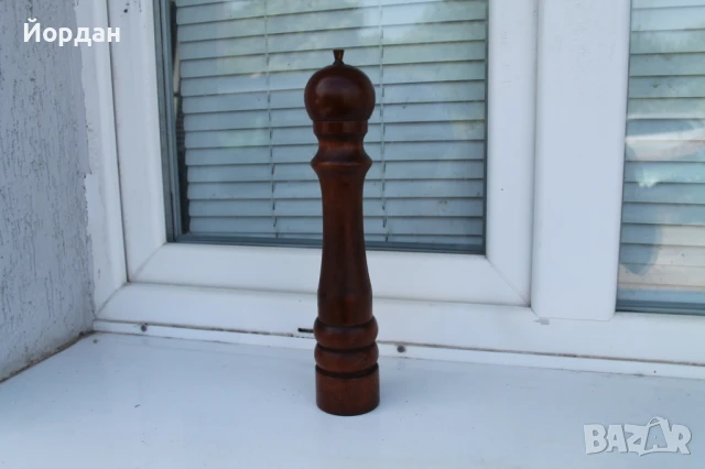 Мелница за сол и подправки