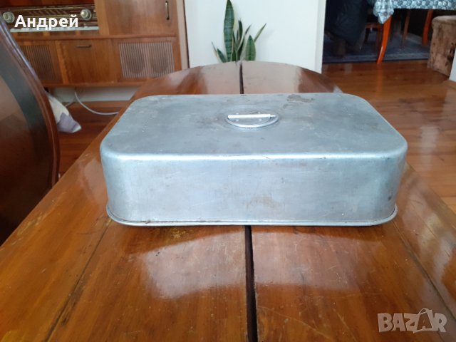 Стара медицинска алуминиева кутия, снимка 1 - Други ценни предмети - 31289594
