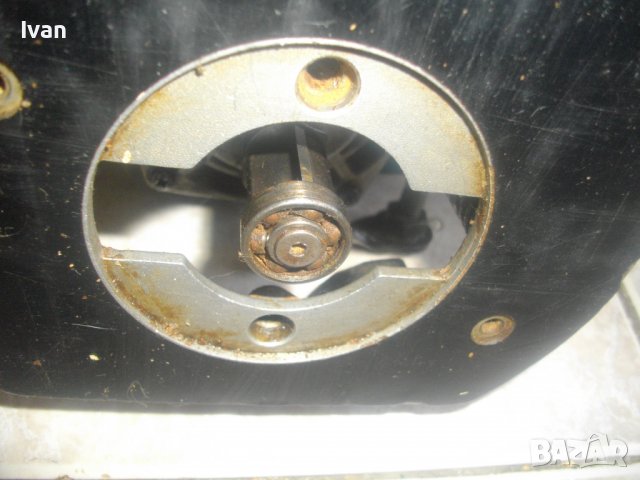 Made in JAPAN-RYOBI-570 Вата-Японска Оберфреза-Професионална-ОТЛИЧНА-Лимитирана Серия, снимка 6 - Други инструменти - 37301695