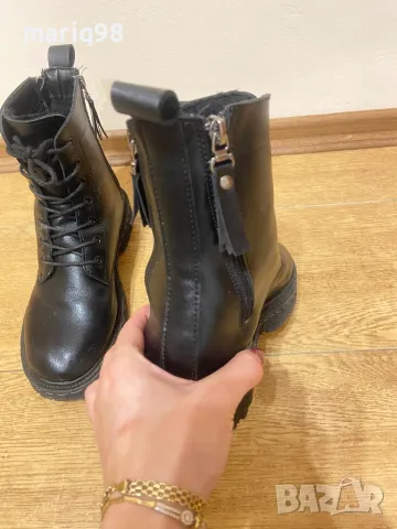 Ботуши, снимка 3 - Дамски ботуши - 48519429