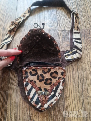 Малка кожена чанта тип портомоне , естествен косъм , снимка 4 - Чанти - 50826109