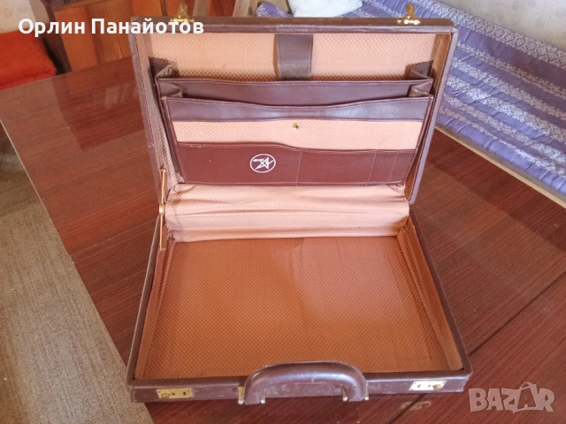 стари куфари, снимка 2 - Антикварни и старинни предмети - 53032637