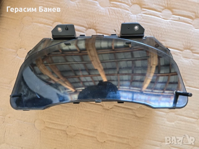 MB257490-4132 Километраж в мили OEM TOYOTA AVENSIS T27 2.0 D-4D КОМБИ 2014