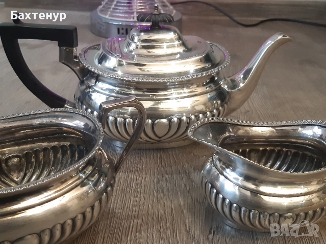 Посребрен английски сет, снимка 6 - Антикварни и старинни предмети - 52295141