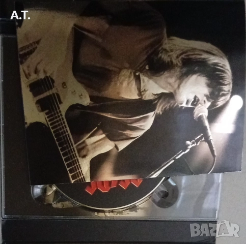  AC/DC  Plug Me In  DVD 2-Discs (DVD Box), снимка 7 - CD дискове - 51968446