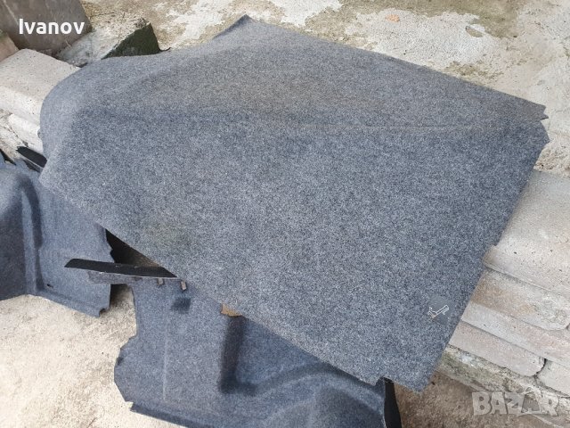 кори за багажник бмв е36 седан кора над резервната гума  лайсна странични кори капаци стопове 