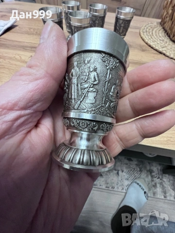 Винтидж комплект от шест уникално красиви калаени чашки, снимка 5 - Антикварни и старинни предмети - 53204736