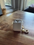 Apple AirPods 2, снимка 2