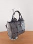 Сива чанта Guess, снимка 4