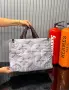 Louis Vuitton Louis Vuitton Луксозна Дамска Чанта С Капитониран Дизайн И Кафяви Дръжки Код SEM-881, снимка 6