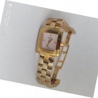 Стилен Дамски часовник Tissot, снимка 2 - Дамски - 35307224