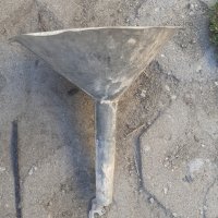 Стара метална фуния, снимка 1 - Други инструменти - 42149652