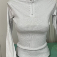 Чисто нова блуза , снимка 2 - Блузи с дълъг ръкав и пуловери - 44648846