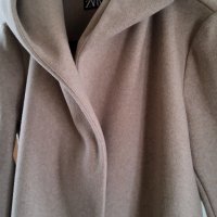 Леко палто  ZARA с качулка, снимка 6 - Палта, манта - 42792032