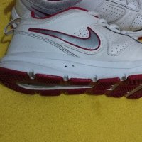 NIKE Дамски маратонки, снимка 2 - Маратонки - 39258069