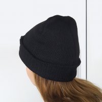 2560 Топла черна плетена зимна шапка с щампа, унисекс, снимка 5 - Шапки - 35060043