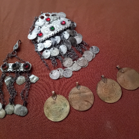 Старинни накити за глава-трепки и монети., снимка 2 - Колекции - 44699393