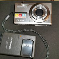 фотоапарат OLIMPUS  като  нов с  зарядно  и  батерия, снимка 1 - Фотоапарати - 33700985