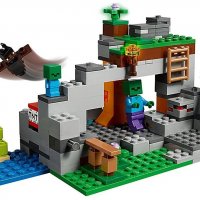 Употребявано Lego Minecraft - Пещерата на зомбитата (21141), снимка 6 - Конструктори - 39770572