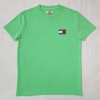 Tommy Jeans Badge Logo T-Shirt оригинална тениска S памучна фланелка, снимка 1 - Тениски - 44177101