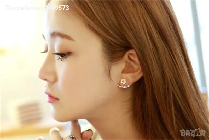 Нежни обеци цвете с долна част, минаваща по ръба на ухото. Цветове - сребрист или златист, снимка 1