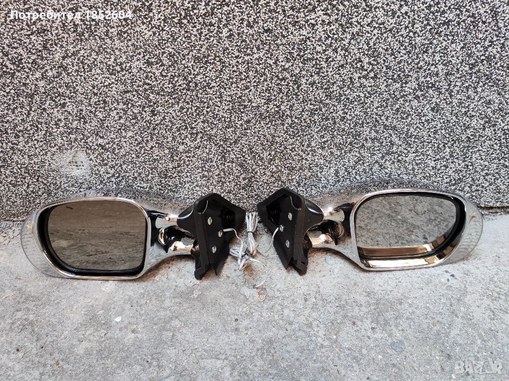 Чисто нови странични огледала с вградени мигачи, снимка 1