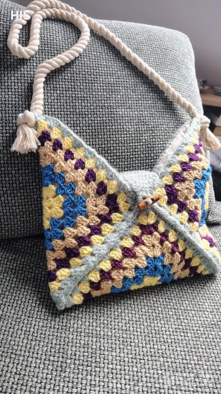 Плетена дамска чанта, различни модели, снимка 1