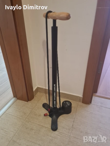 Помпа крачна с манометър LEZYNE SPORT DIGITAL , снимка 1