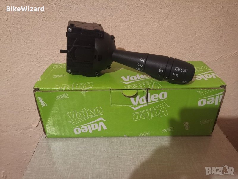 VALEO 251684-VAL преевключвател за Dacia/Renault  2013г. НОВ, снимка 1