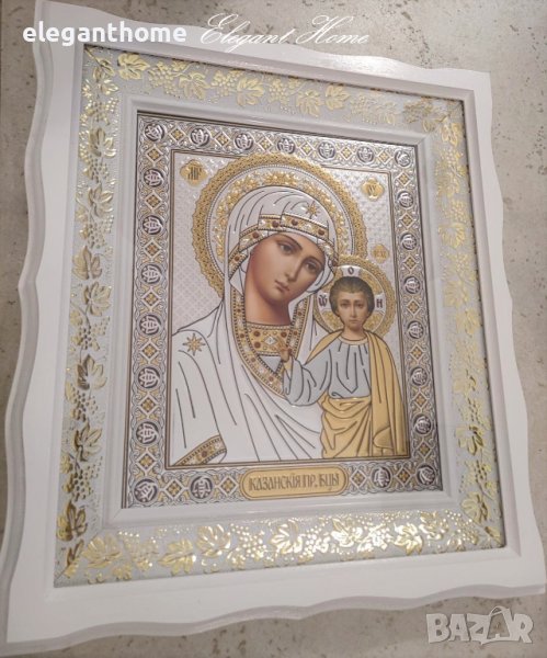Икона "Казанската Света Богородица" с бяла дървена рамка и стъкло, снимка 1